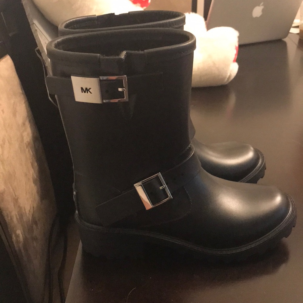 Michael kors rain boots BARELY USED